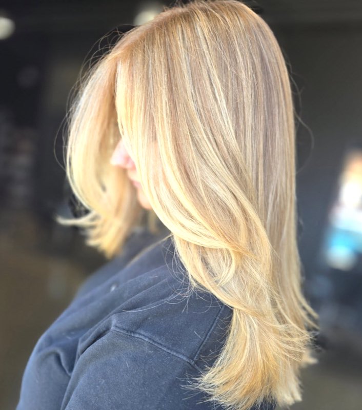 Dimensional golden blonde